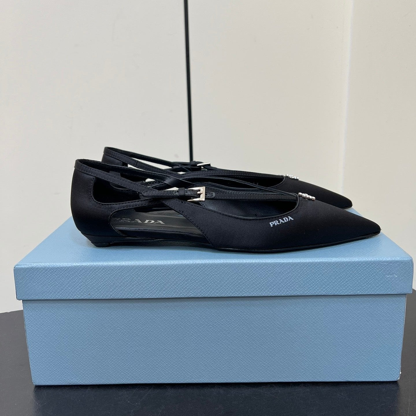 CUT-OUT BALLERINA FLAT IN BLACK SATIN ATTACHED BEAD BUCKLE