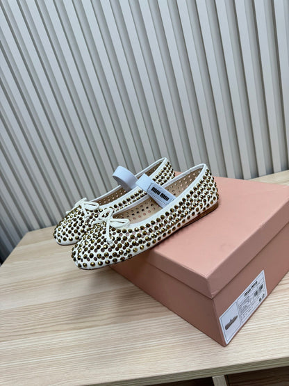 RHINESTONES MARY JANE FLATS IN CREAM SUEDE