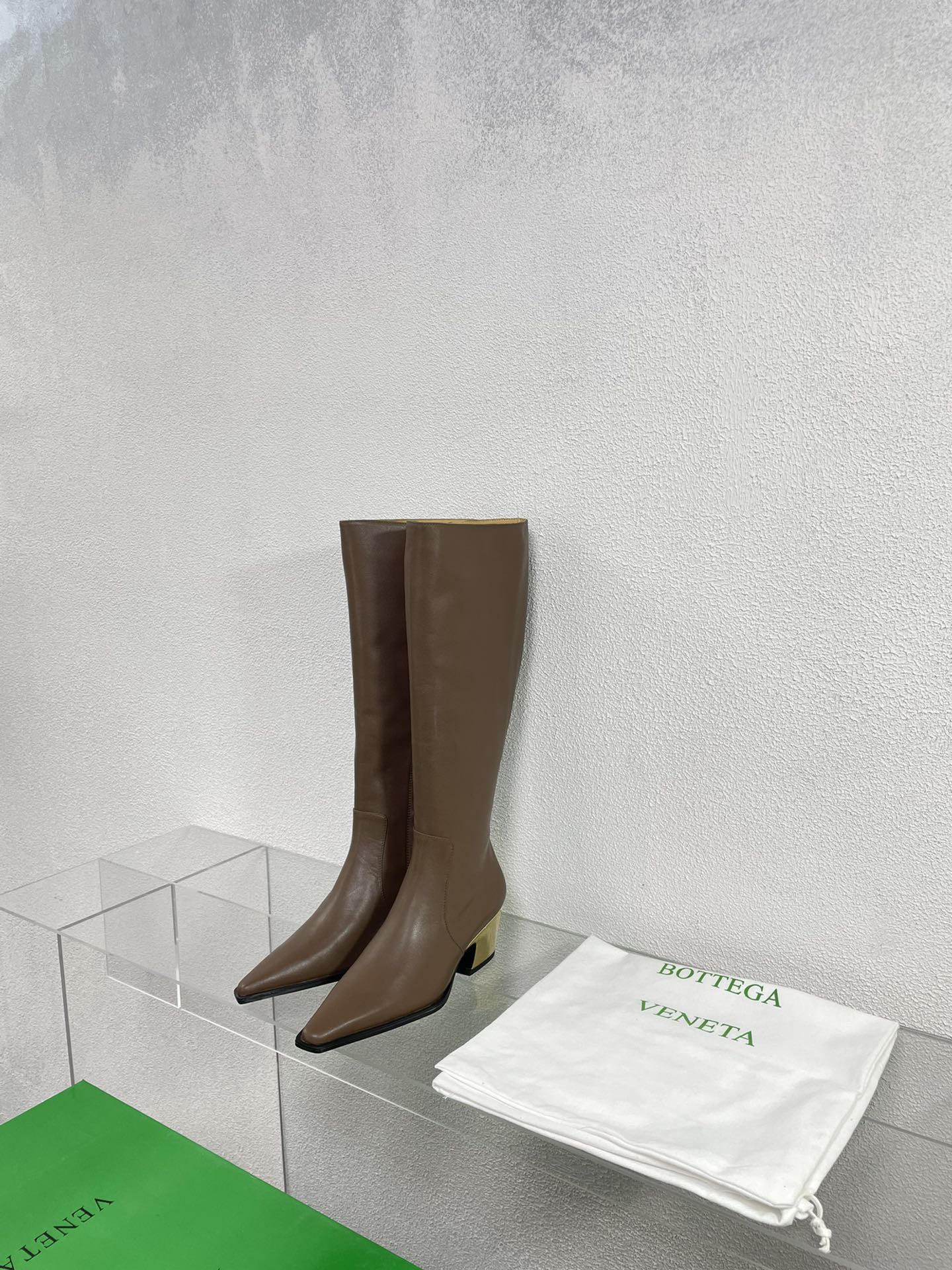 TEX HIGH BOOT IN MEDIUM BROWN PATENT CALFSKIN