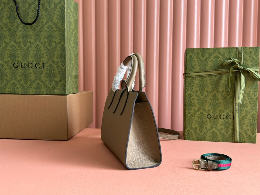 SMALL JACKIE 24 TOTE IN DARK BEIGE LAMBSKIN