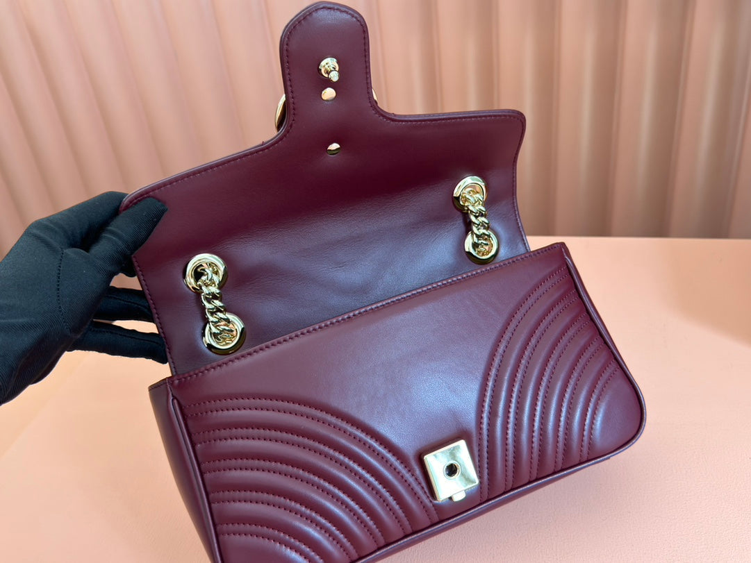 MARMONT MEDIUM SHOUDER BAG 26 IN ROSSO ANCORA RED CALFSKIN