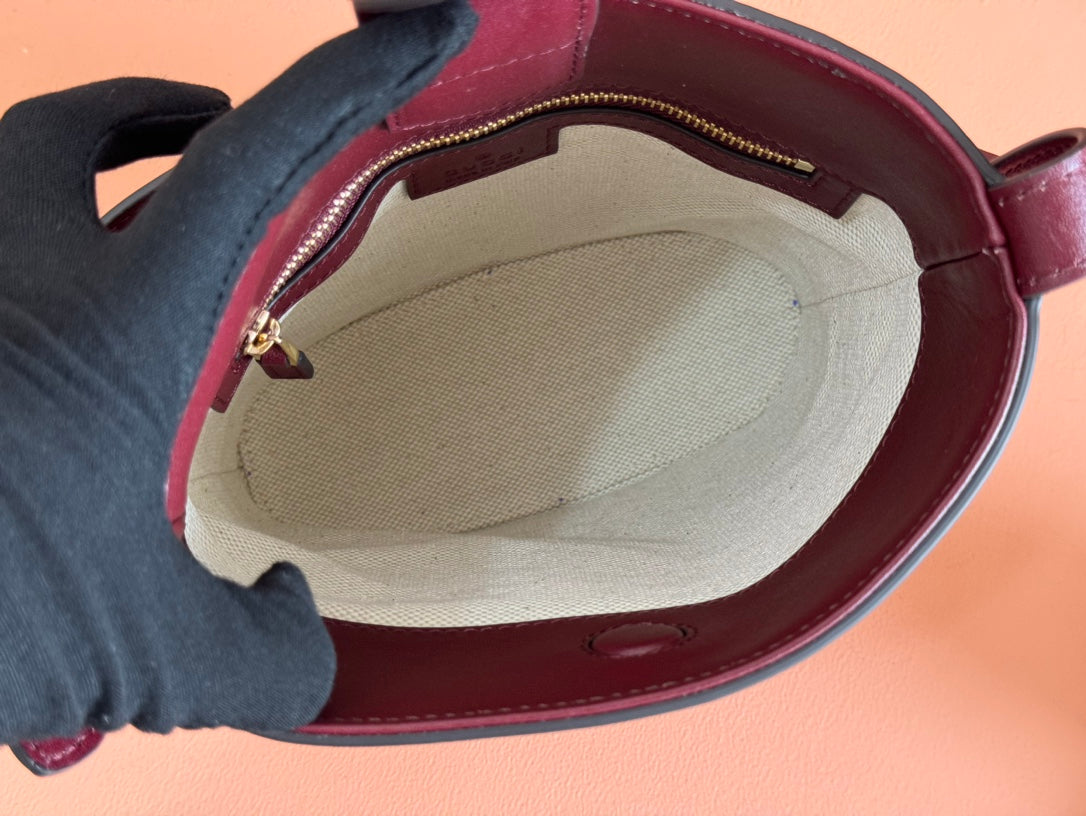 73 SMALL BUCKET BAG 20 IN ROSSO ANCORA RED SMOOTH CALFSKIN