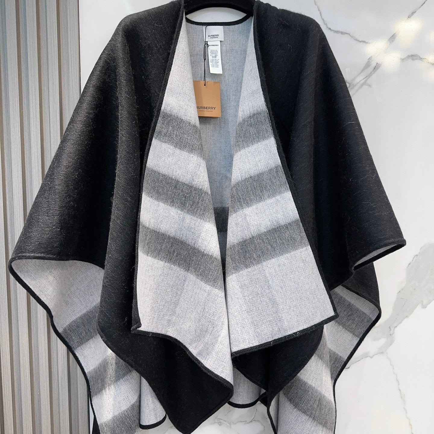 WOOL CAPE 140 CM BLACK AND LIGHT GRAY 394535