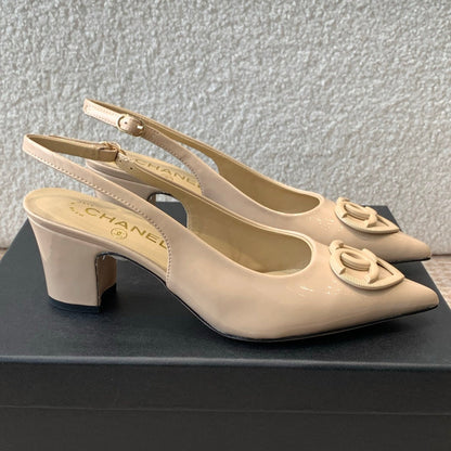 MID-HEEL SLINGBACKS IN BISQUE BEIGE PATENT CALFSKIN