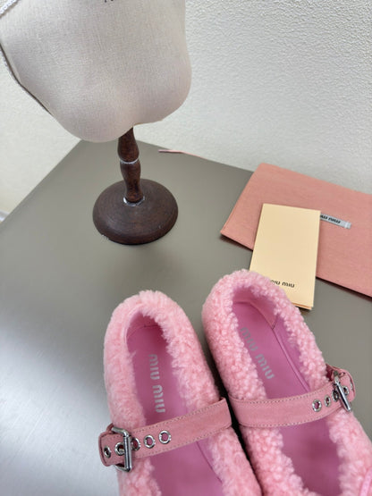 SHEARLING BALLET FLAT PINK WITH SUEDE STRAP