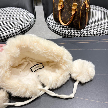 DEERSTALKER HAT IN WHITE CREAM WOOL AND FLEECE 434698