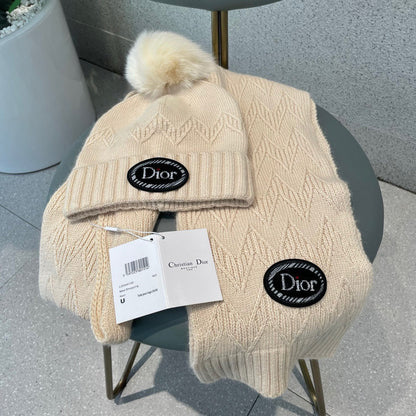 SET KNITTED SCARF AND HAT IN BEIGE WOOL AND FOX FUR 434632