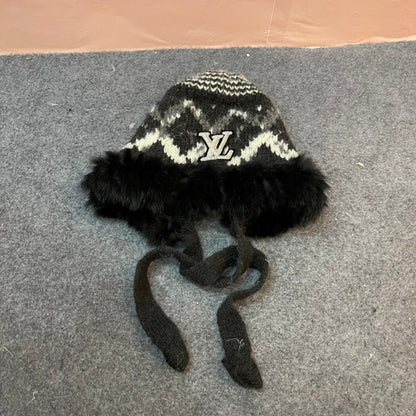 KNITTED WOOL HAT COLORFUL 436580