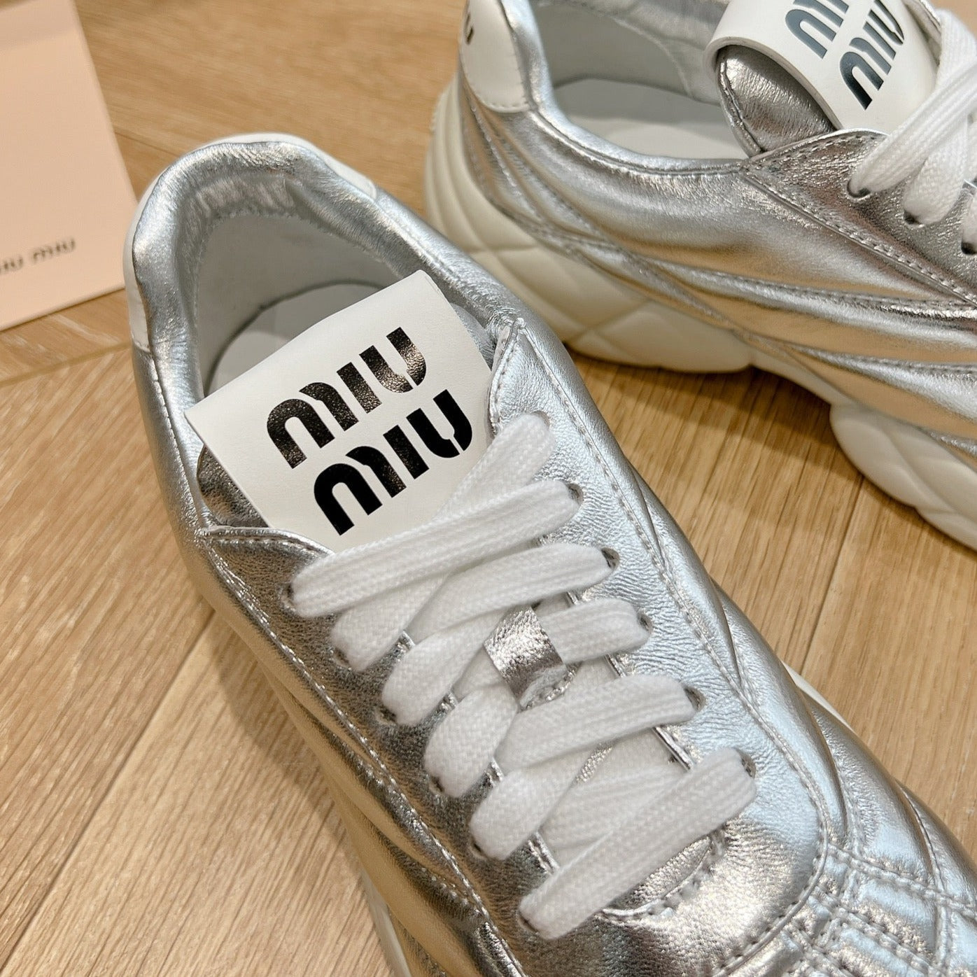 Women's Sneakers Silver Cowhide
