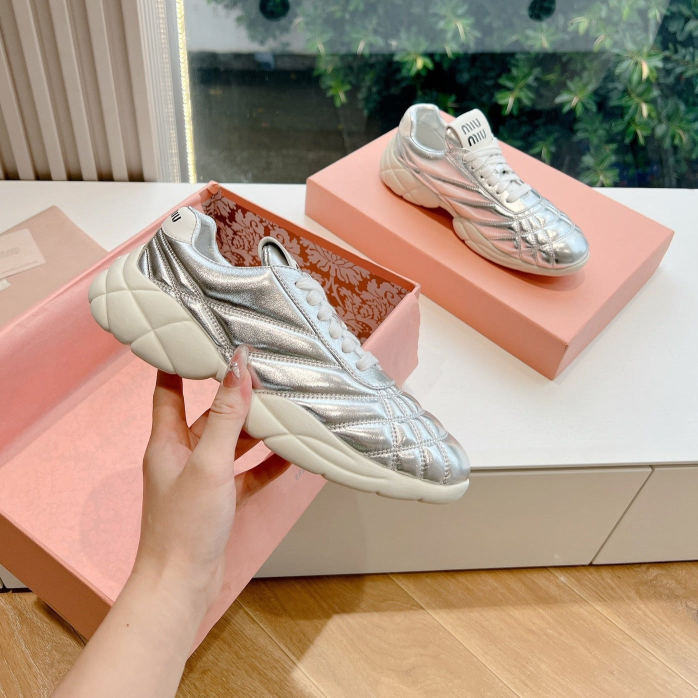 Women's Sneakers Silver Cowhide