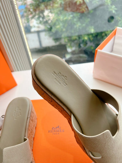 EZE 65 SANDAL CREAM SUEDE