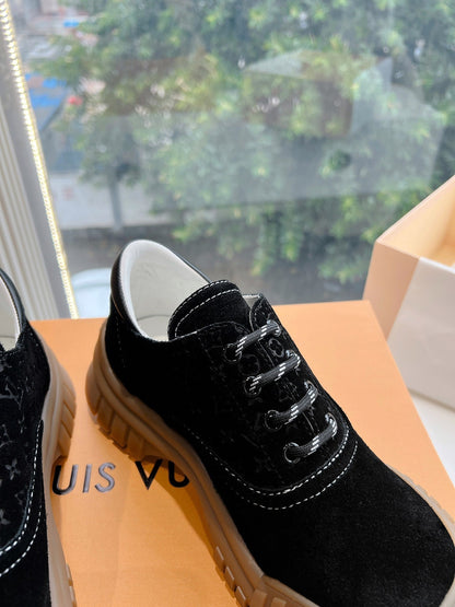 LV ARCHLIGHT SKATE SNEAKER IN BLACK EMBOSSED SUEDE
