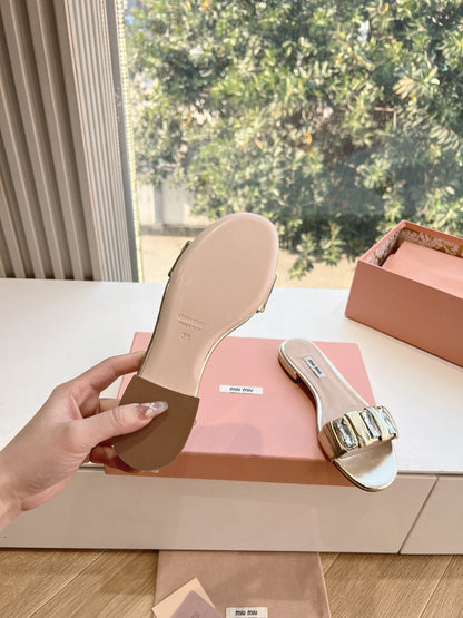 SLIDE SANDALS ATTACHED DIAMOND IN GOLD METALLIC LAMBSKIN