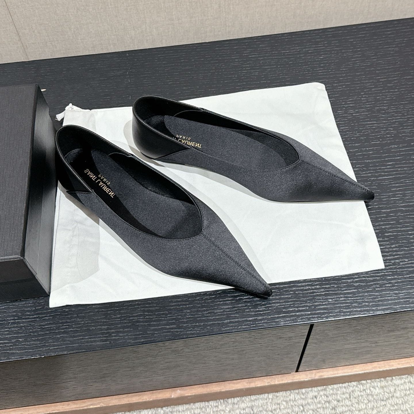 SL NOUR POINTED TOE BALLET BLACK SATIN
