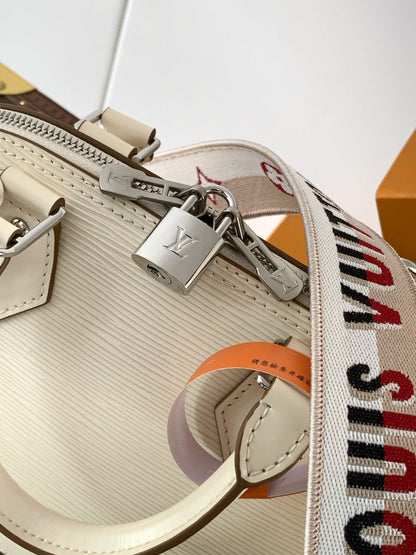 ALMA BB BAG 23 IN BEIGE GRAIN EPI COWHIDE