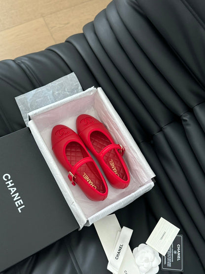 MARY JANE SHOES IN ROSE RED LAMBSKIN