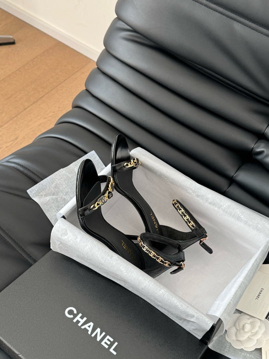 HIGH HEEL 7.5 MM SANDAL IN BLACK SHEEPSKIN WITH STICKERS