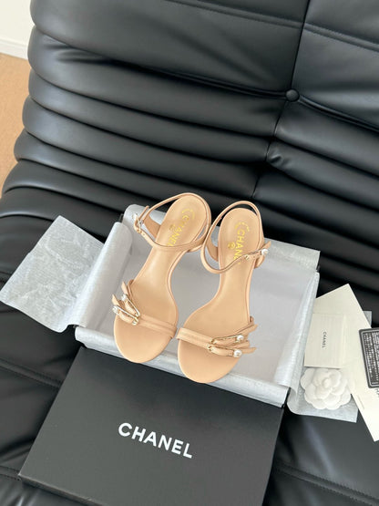 MID-HEEL 35 MM SANDAL IN NUDE TAN SHEEPSKIN
