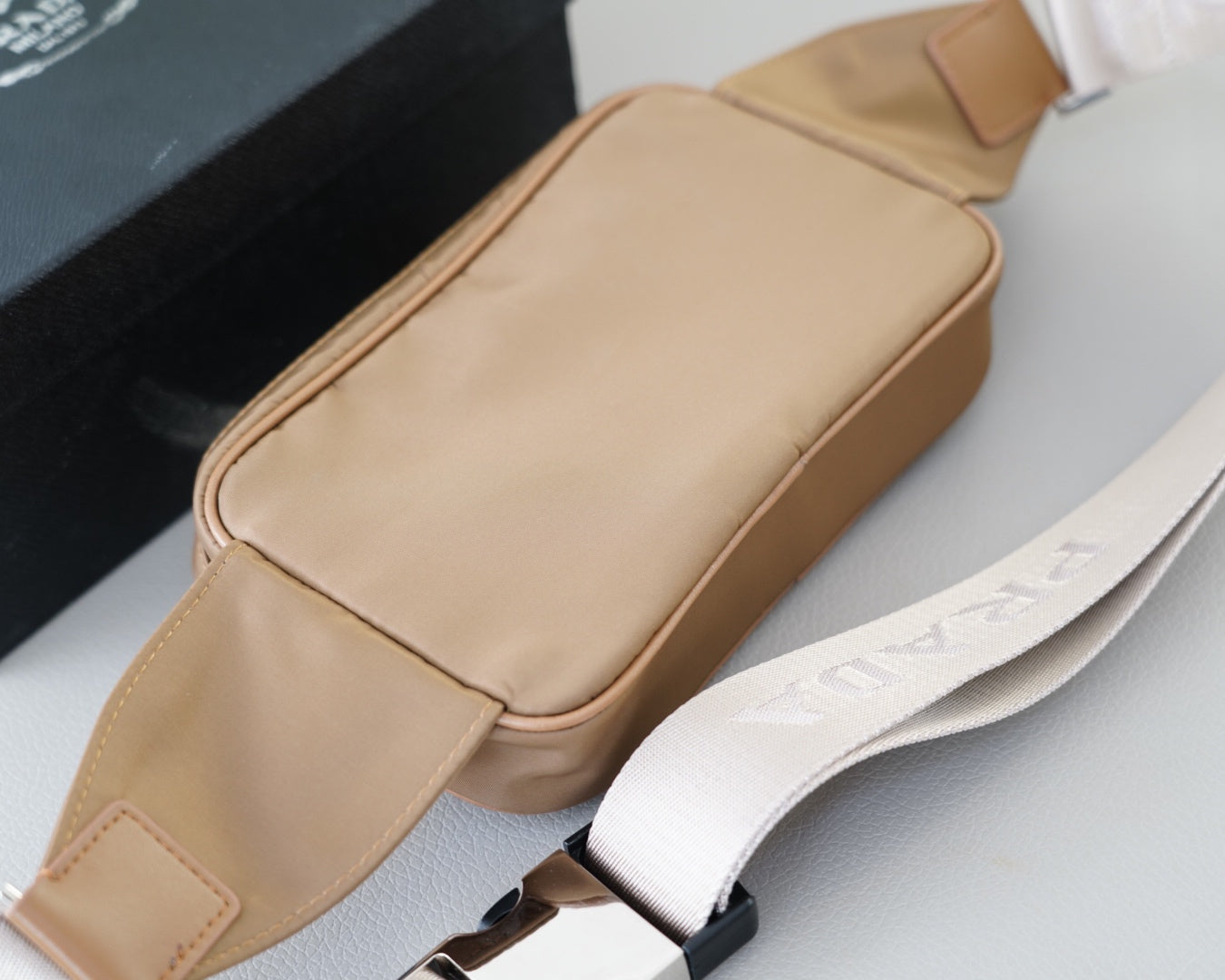 SHOULDER BAG 22 IN TAN BROWN RE-NYLON