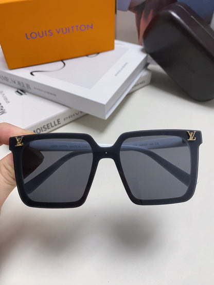 SQUARE SUNGLASS 581369 IN WHITE ACETATE