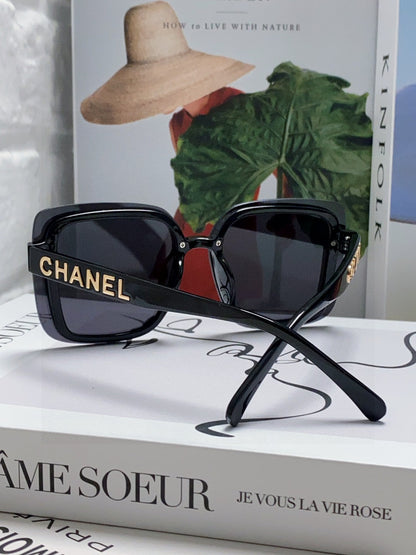 SQUARE SUNGLASSES 638798 IN ACETATE