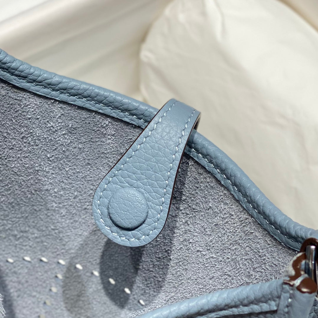 MINI NEO 18 EVELYNE BAG IN NEPAL BLUE GRAINED CALFSKIN