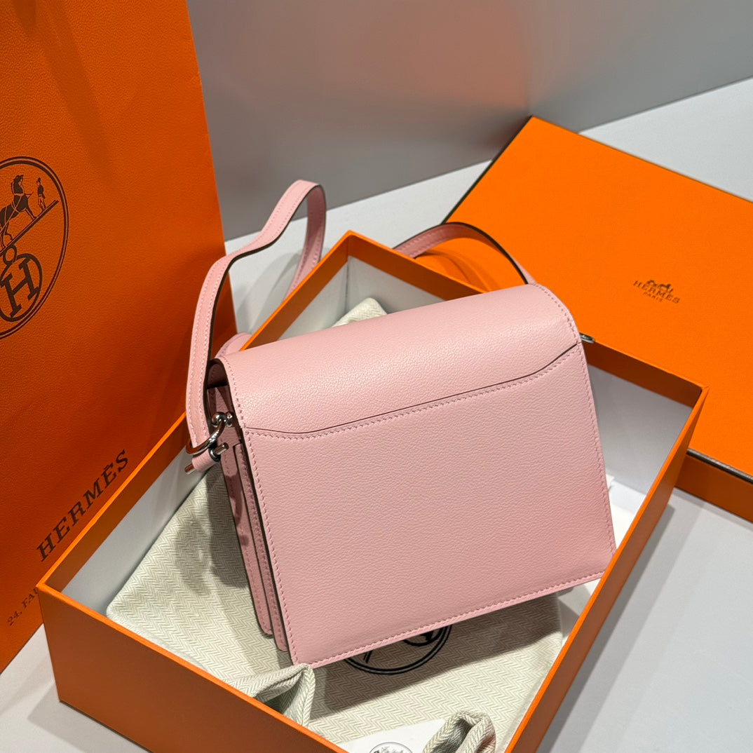 HM ROULIS 18 MINI BAG IN BABY PINK CALFSKIN SILVER-TONE HARDWARE