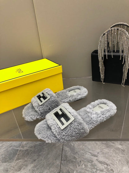 FENDI BAGUETTE SLIDE SLIPPERS IN GREY WOOL