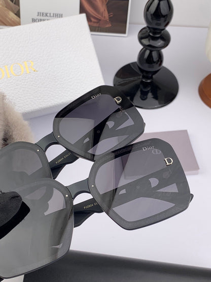 MONTAIGNE SUNGLASS D4292 IN ACETATE