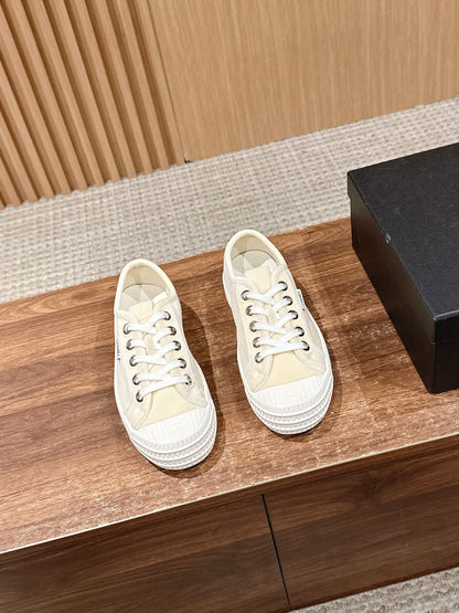 CONVERSE SNEAKER IN BEIGE CREAM CANVAS