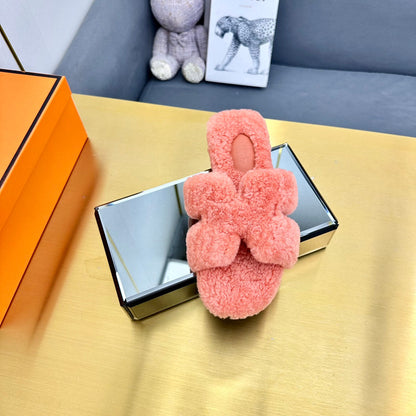 ORAN SHEARLING SANDALS SALMON PINK