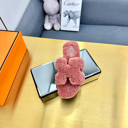 ORAN SHEARLING SANDALS PUNCH PINK