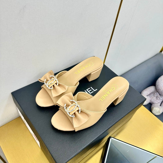 BOWKNOT RHINESTONES MID HEEL MULE IN FLAX YELLOW CALFSKIN