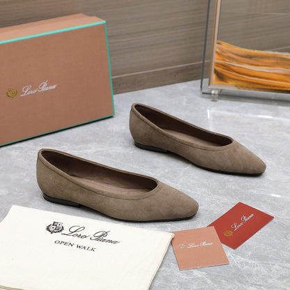 CLASSIC BALLET SHOES IN HEAVY BROWN SUEDUE
