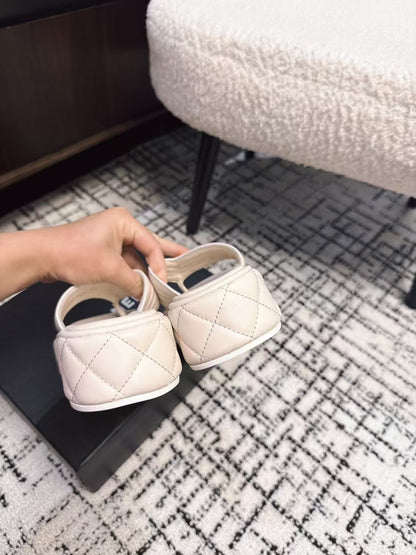 THICK-SOLED THONG SLIPPERS IN WHITE CALFSKIN