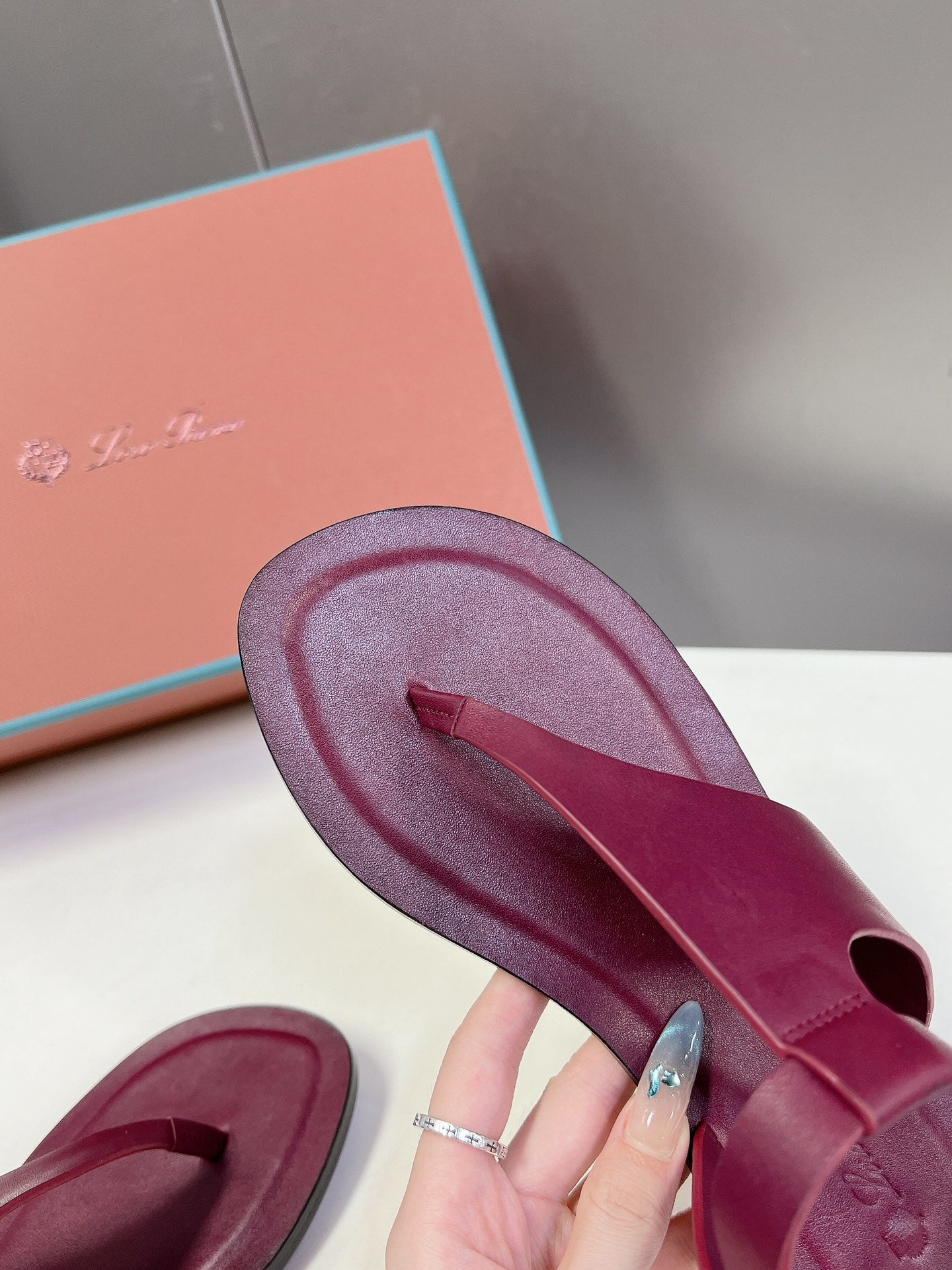 LP TRANI SANDALS BOYSENBERRY CALFSKIN