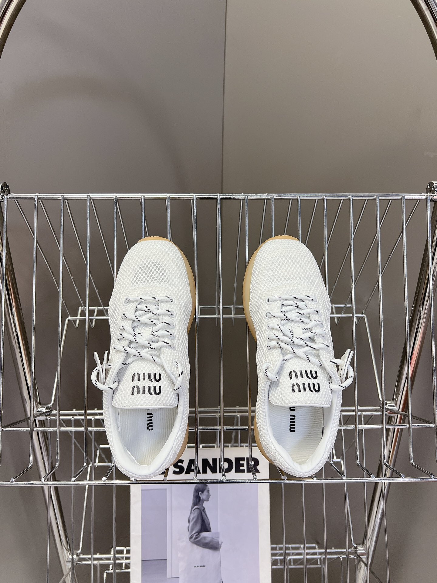 BASIC SNEAKERS IN WHITE MESH
