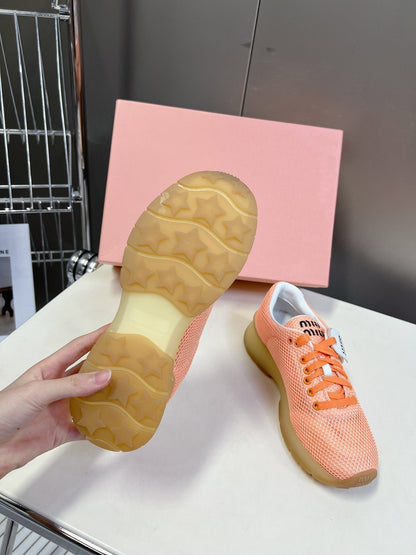 BASIC SNEAKERS IN LIGHT ORANGE MESH