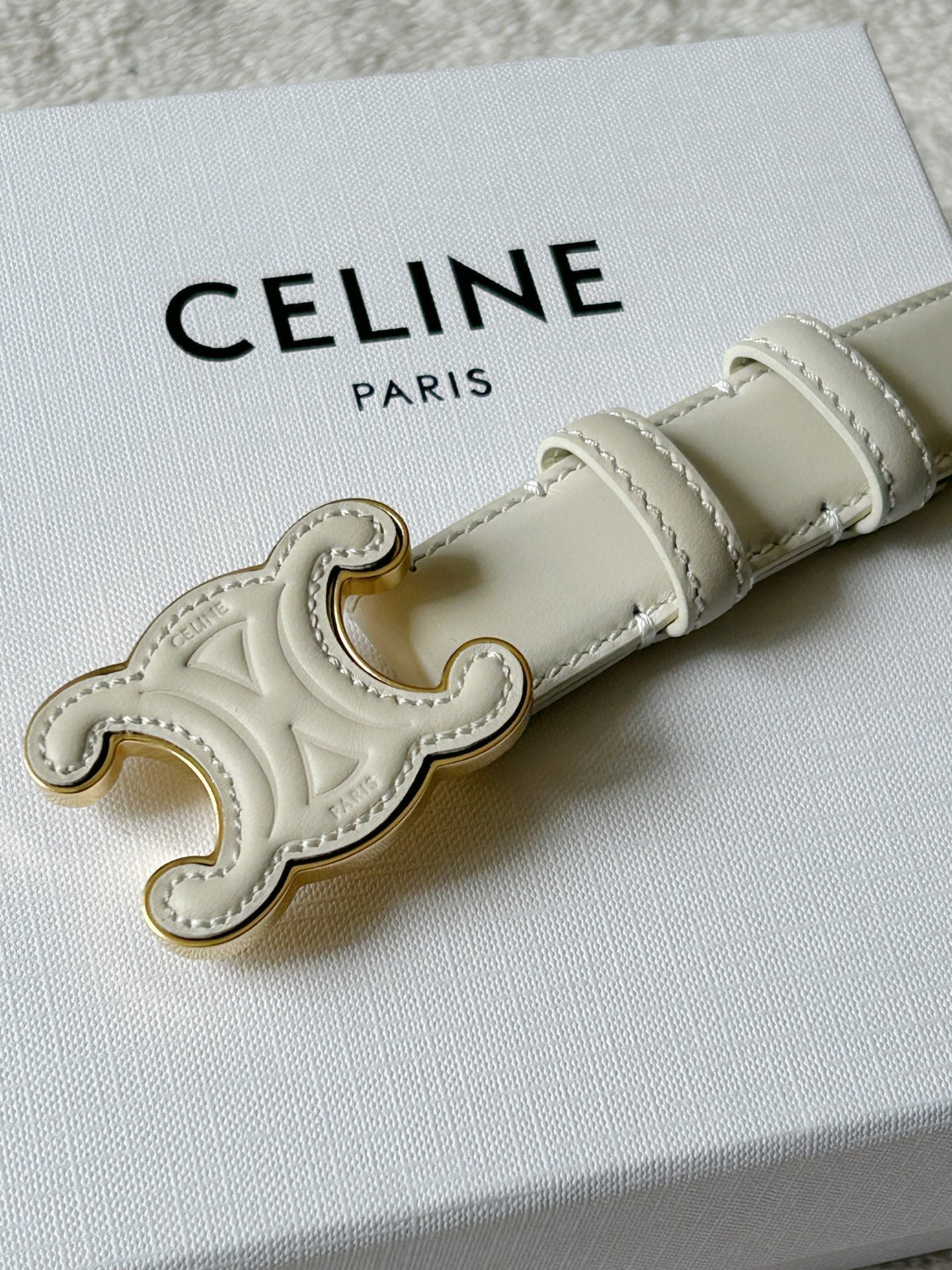 TRIOMPHE BELT 24MM IN WHITE CALFSKIN WITH LEATHER BUCKLE