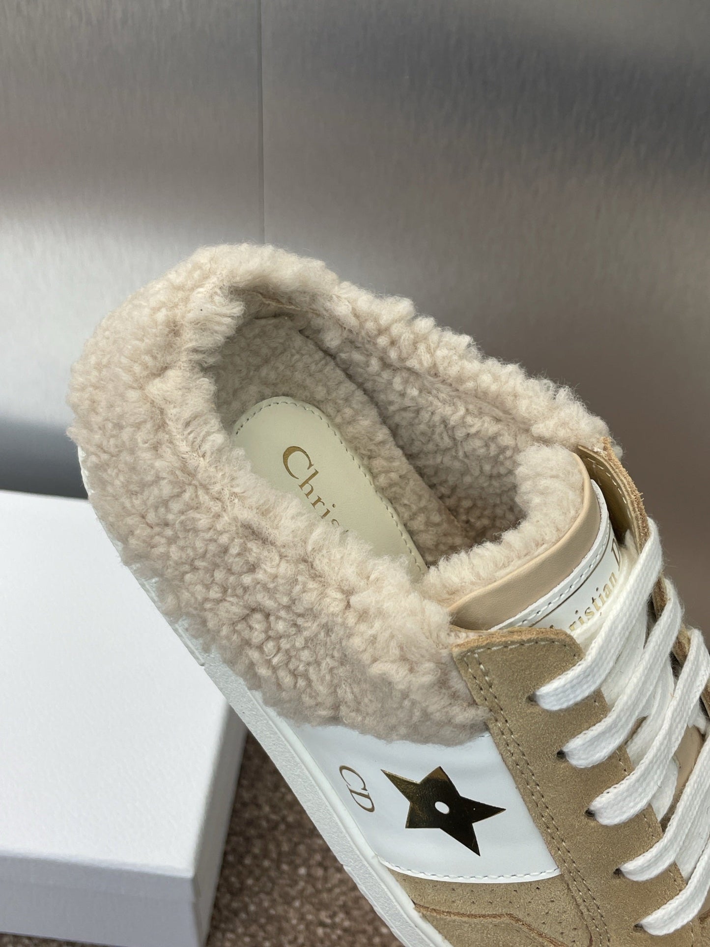 STAR SNEAKER IN CAMEL BEIGE SUEDE AND SHEARLING