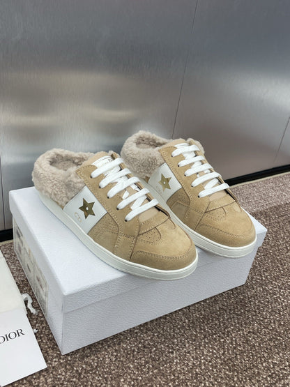 STAR SNEAKER IN CAMEL BEIGE SUEDE AND SHEARLING