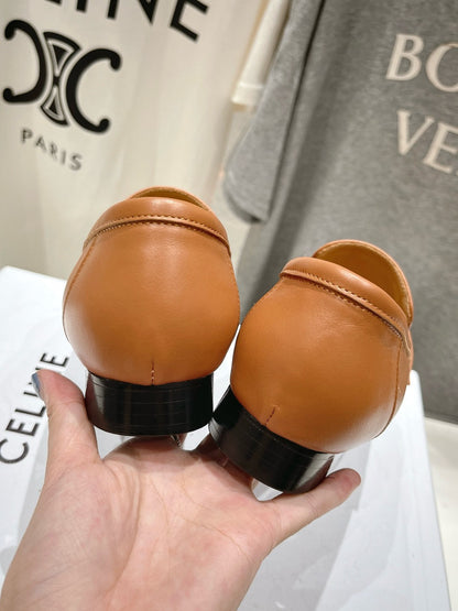 TRIOMPHE LOAFER IN BRONZE BROWN SMOOTH CALFSKIN GOLD HARDWARE