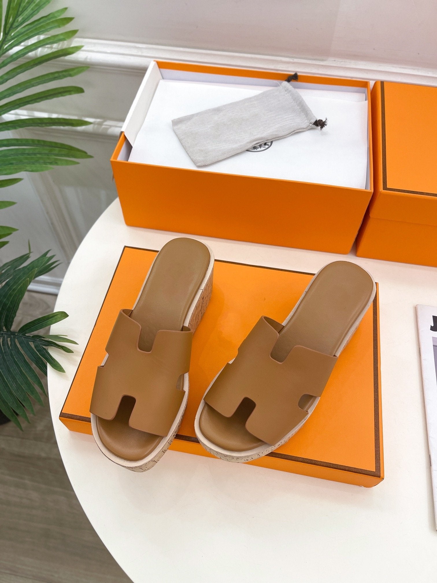 Eze 30 Sandal Brown