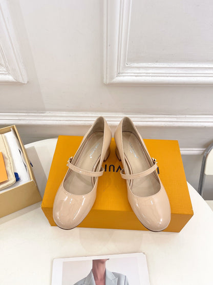 LV WOMEN ROMY HIGH BALLERINA IN GLOSSY BEIGE LAMBSKIN