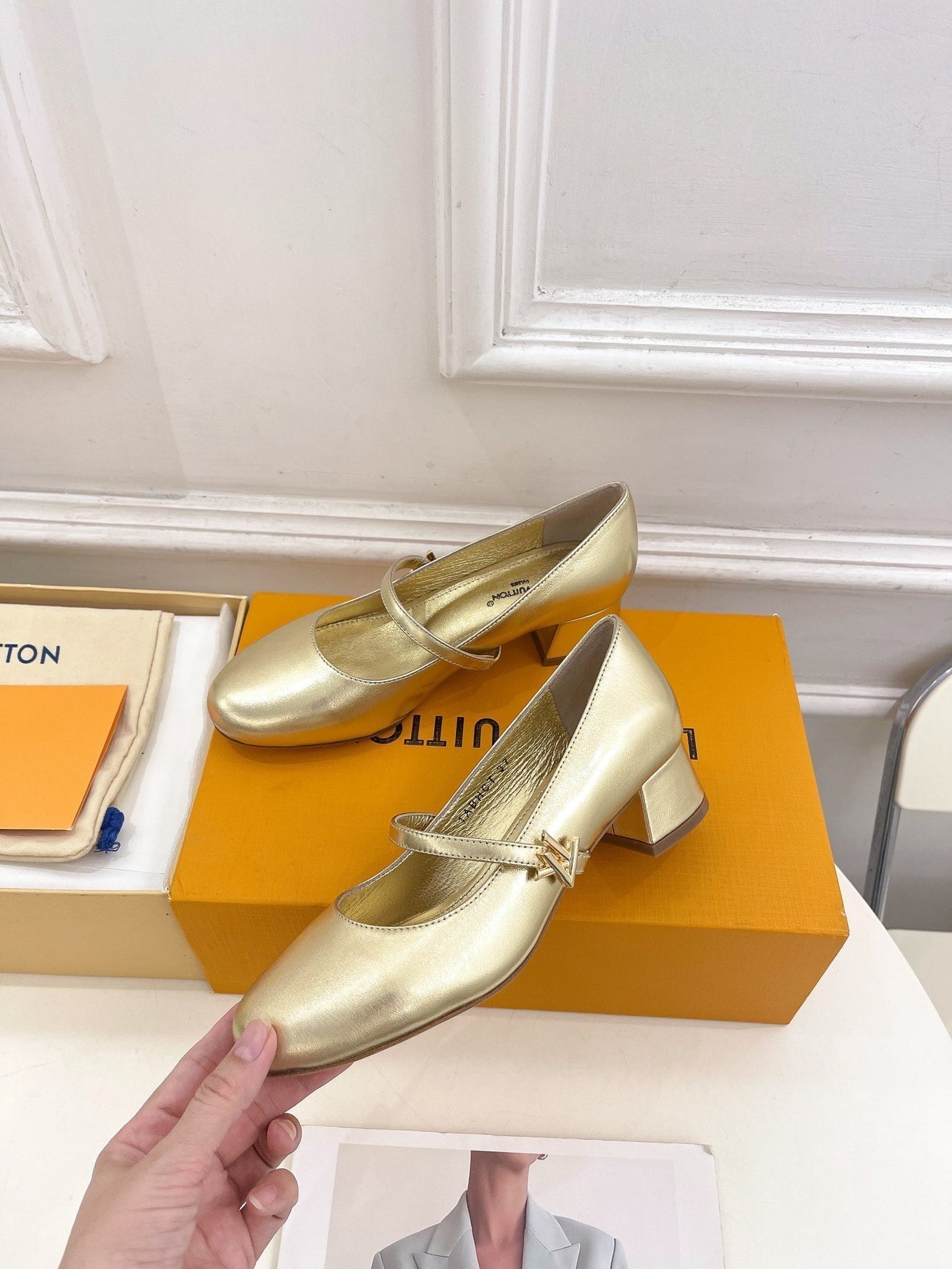 LV WOMEN ROMY HIGH BALLERINA IN GOLDEN METALLIC LAMBSKIN