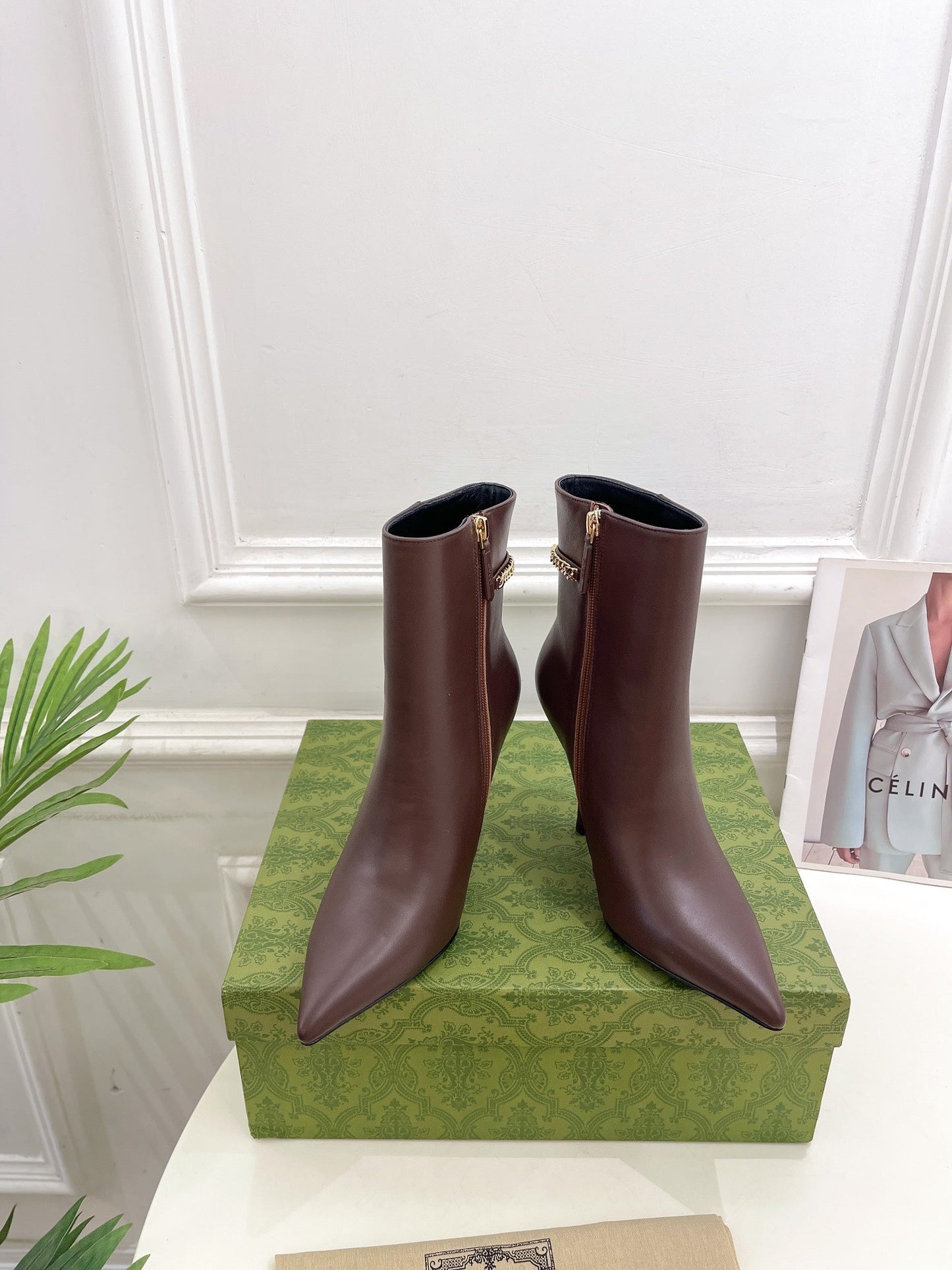 SIGNORIA SHORT BOOTS 10.5CM IN WALNUT BROWN CALFSKIN