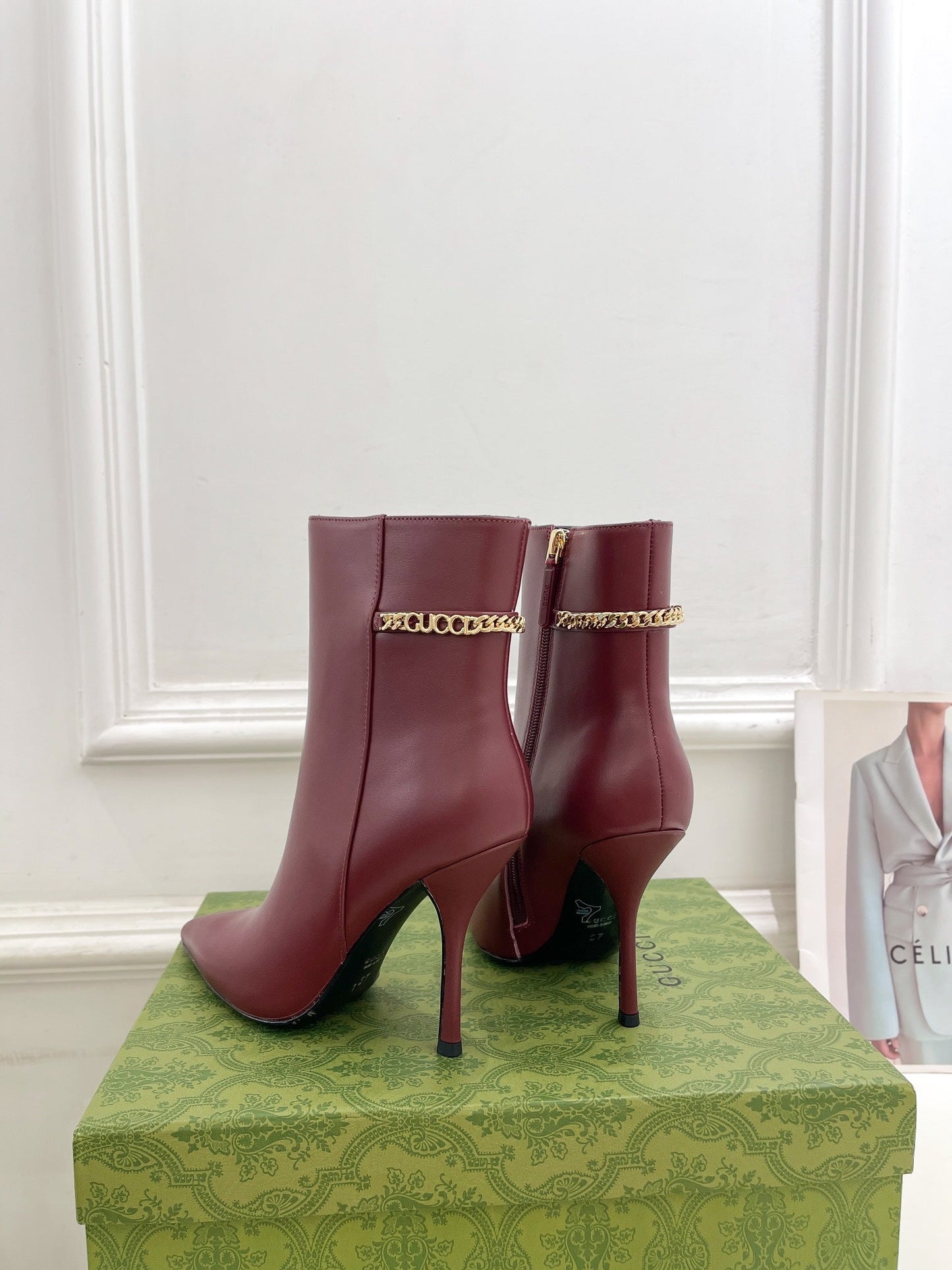 SIGNORIA SHORT BOOTS 10.5CM IN BURGUNDY RED CALFSKIN