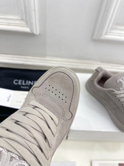 HUNTINGTON LOW LACE-UP SNEAKER IN PASTEL GRAY SUEDE AND MESH