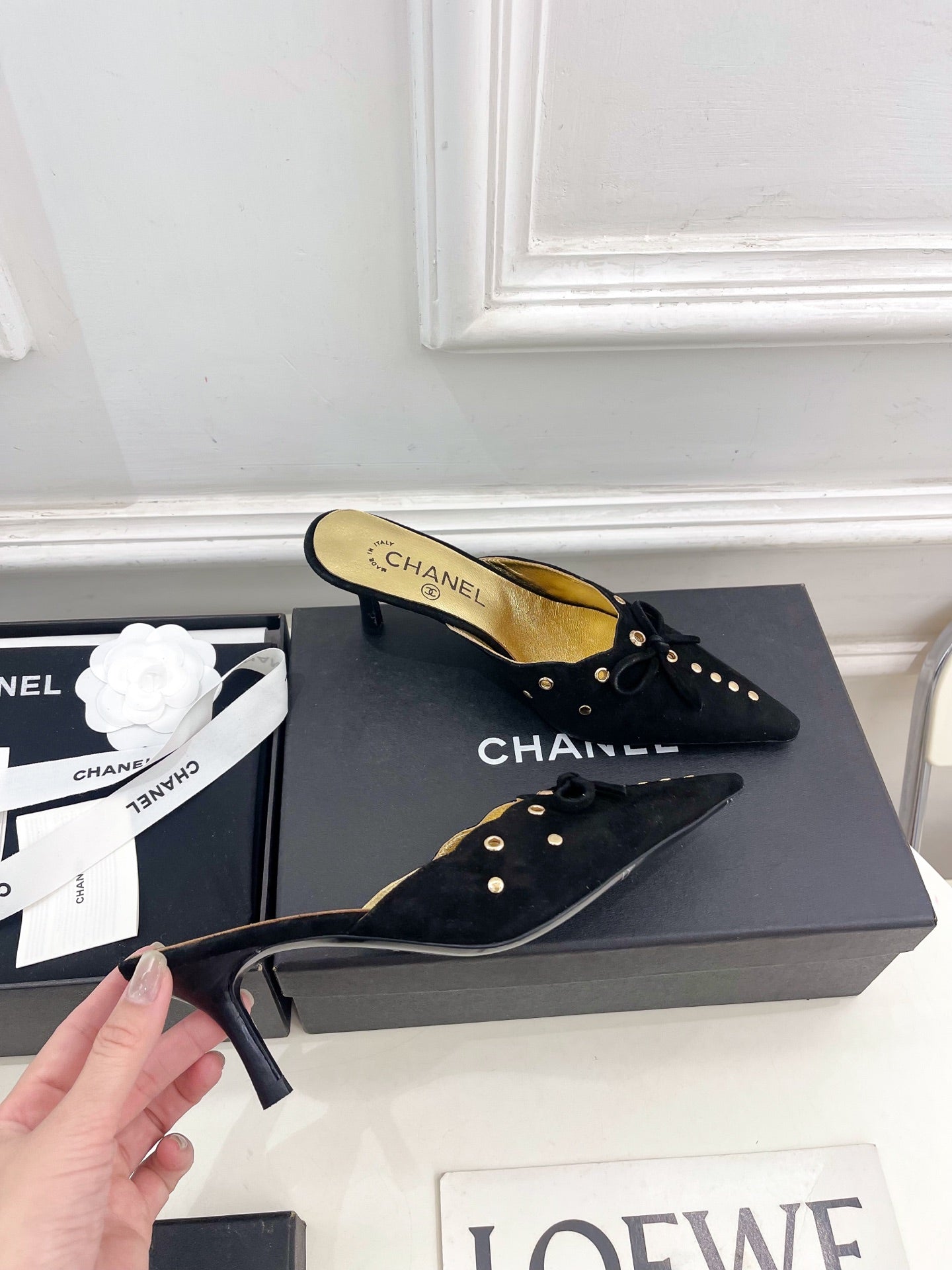 HIGH 65 MM MULE IN BLACK SUEDE