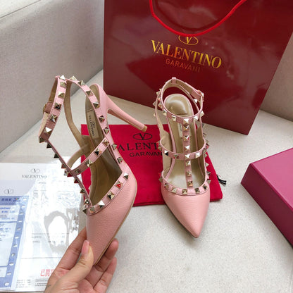 ROCKSTUD LIGHT PINK METALLIC CALFSKIN ANKLE STRAP HIGH SANDAL